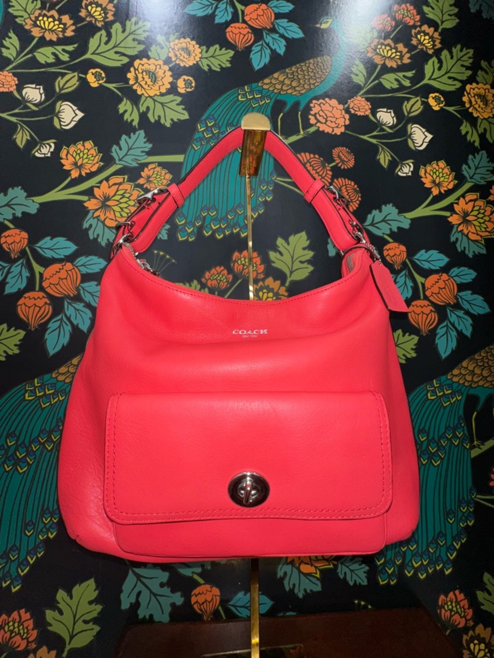 Coach Coral Red Leather Hobo Bag Turnlock Pocket Crossbody Strap Tassel 2012 - Picture 3 of 11